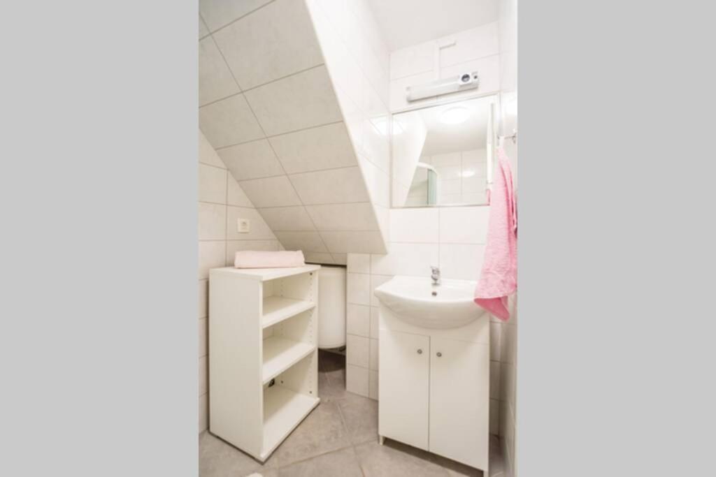 Apartman Apartma N'poznam Tobacna *